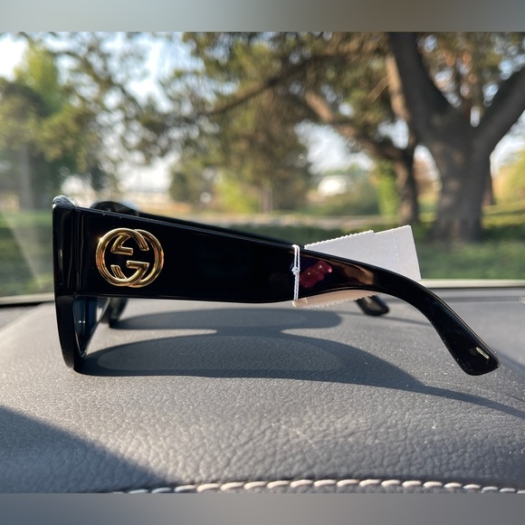 GUCCI
Acetate Square Frame Sunglasses GG0142SA Black main image 13